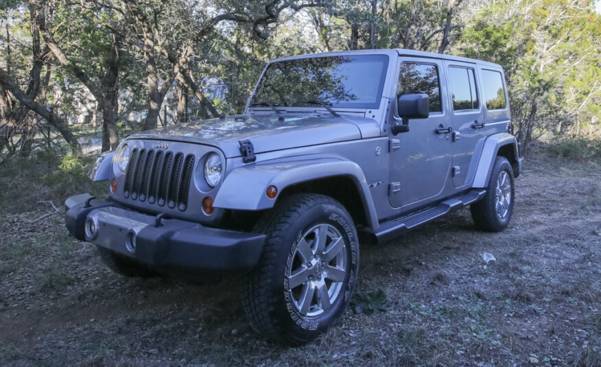 2016 Jeep Wrangler Unlimited Sahara