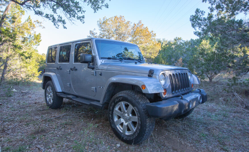 2016 Jeep Wrangler Unlimited Sahara