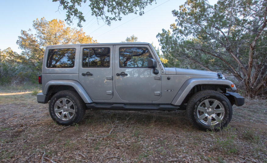 2016 Jeep Wrangler Unlimited Sahara