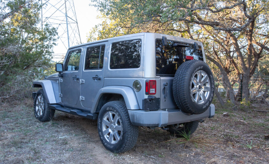 2016 Jeep Wrangler Unlimited Sahara