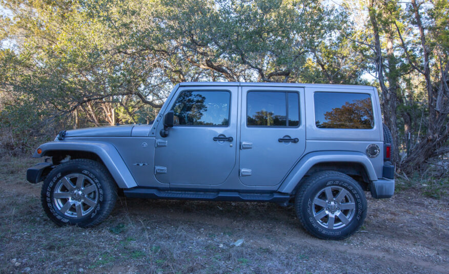 2016 Jeep Wrangler Unlimited Sahara