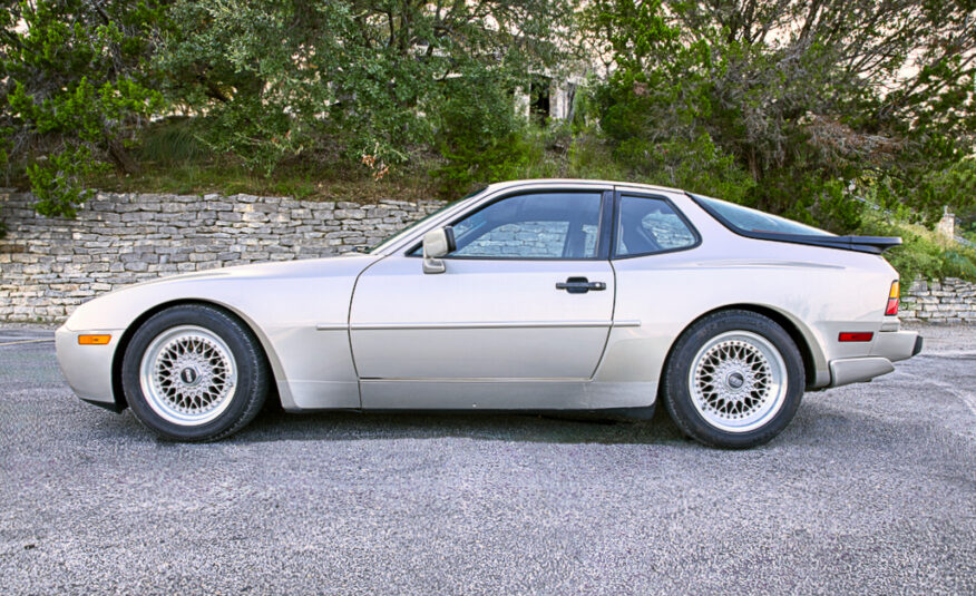 1986 Porsche 944 Turbo