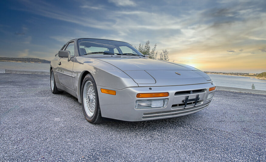 1986 Porsche 944 Turbo