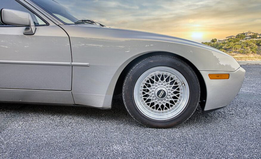 1986 Porsche 944 Turbo