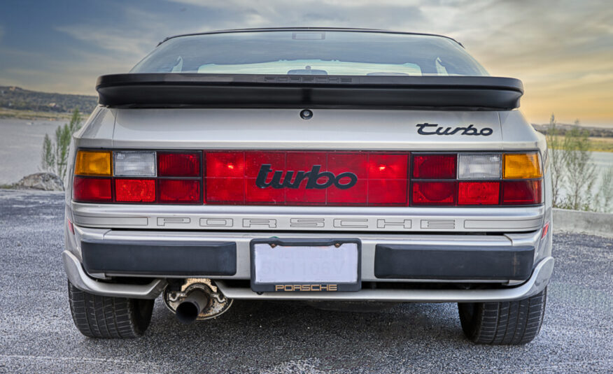 1986 Porsche 944 Turbo