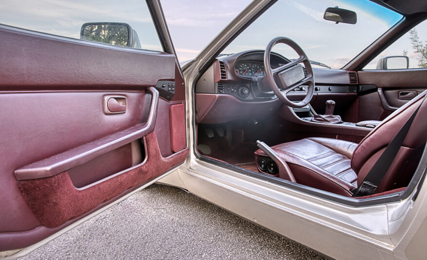 1986 Porsche 944 Turbo