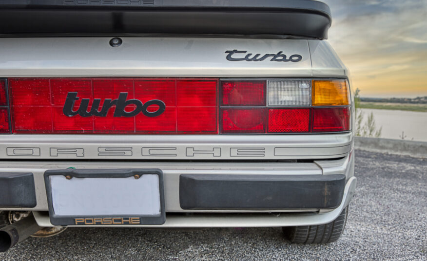 1986 Porsche 944 Turbo